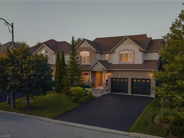 621 New Hampshire St, Waterloo, ON N2K 4M6