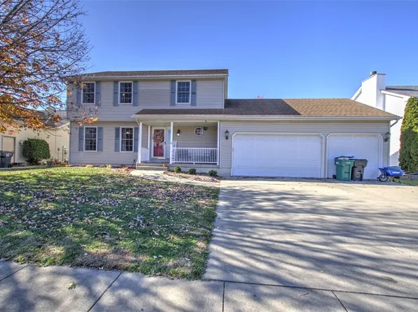 1030 Country Mnr, Mt Zion, IL 62549