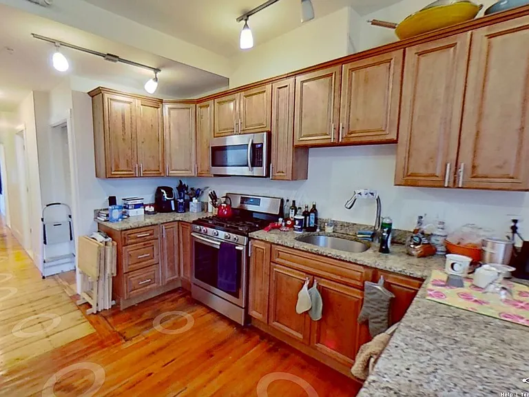 231 Norfolk St #4 — Photo 15