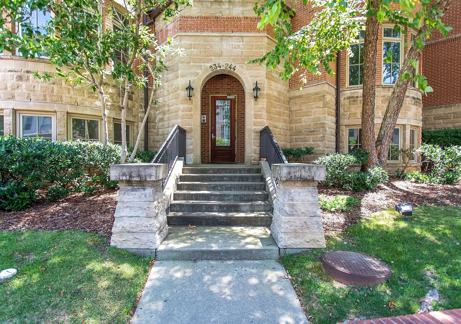 Coming Soon! West End Ave by Centennial Park and Vanderbilt University and Vanderbilt Hospital! — Photo 2