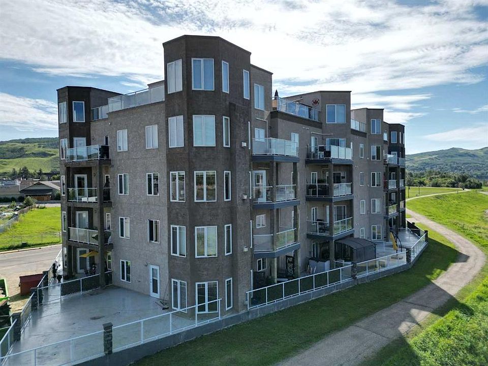 1st image of 9810 W 94th St #206