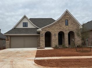 16301 Blackberry Farm Rd, Edmond, OK 73013