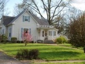 201 E Allen Ave, Marion, IL, 62959