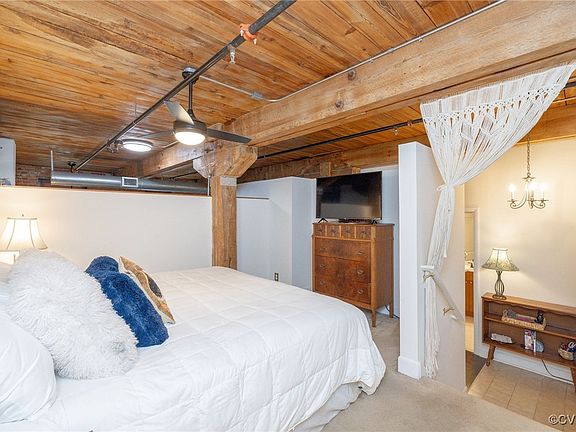 3rd image of 251 Rocketts Way Unit 213