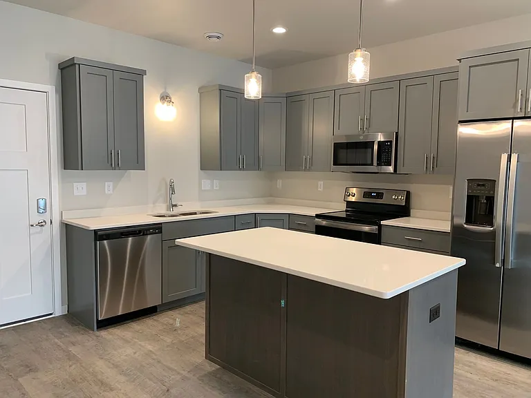 Valley View Town Homes — Photo 1