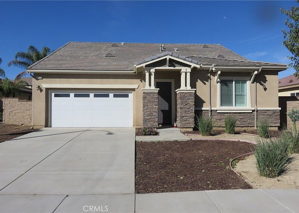 1st image of 24819 Onyx Dr