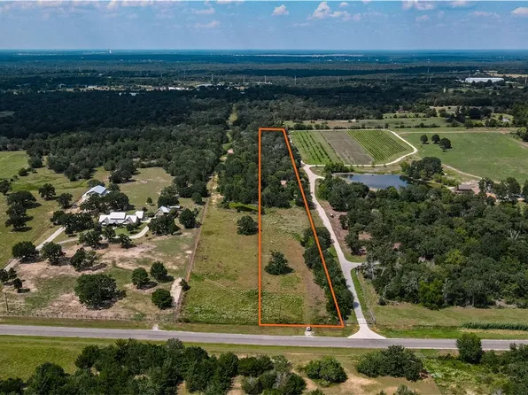 4300 Matt Wright Rd, Navasota, TX 77868