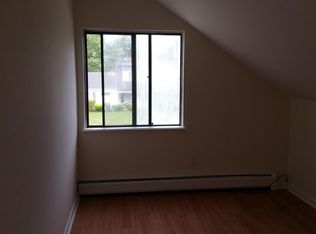 42 Summit Ave, Spring Valley, NY 10977