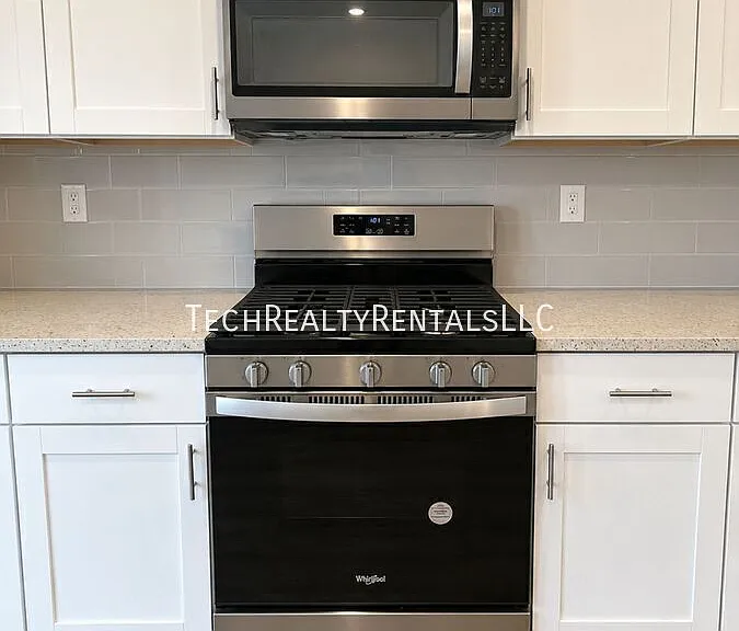 4419 Millennium Ave #1 — Photo 11
