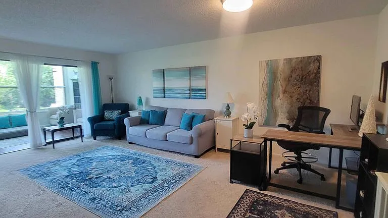 531 Spring Lakes Blvd — Photo 1