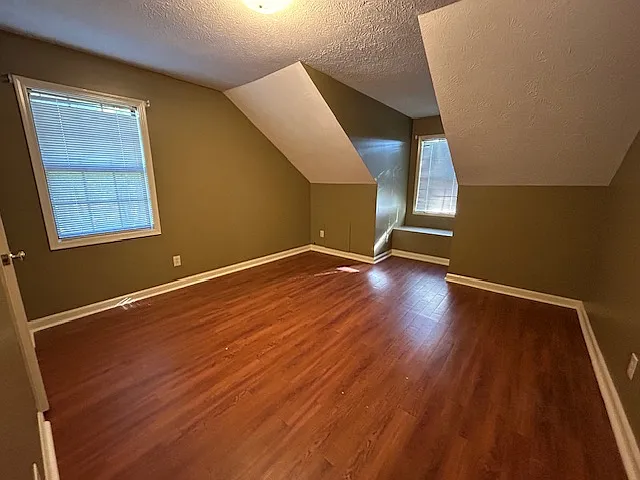340 Woodridge Pl — Photo 28