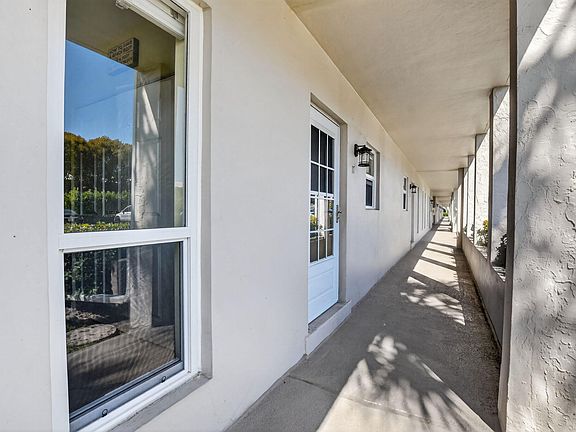 3rd image of 250 NE 20th Street #1170
