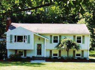 113 Fiske Hill Rd, Sturbridge, MA 01566