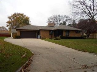 7063 N 40th St, Milwaukee, WI 53209