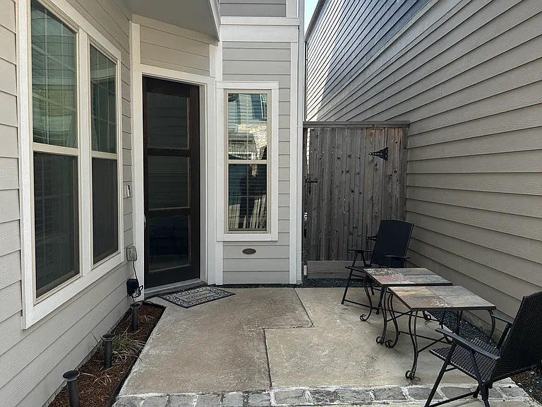 2030 Tarfite Pl — Photo 2