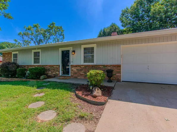 187 Meadowick Dr, Jacksonville, AR 72076