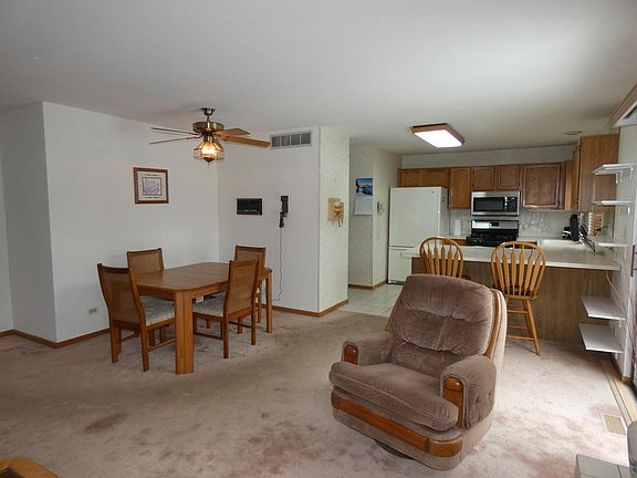 5th image of 222 Wildwood Ct