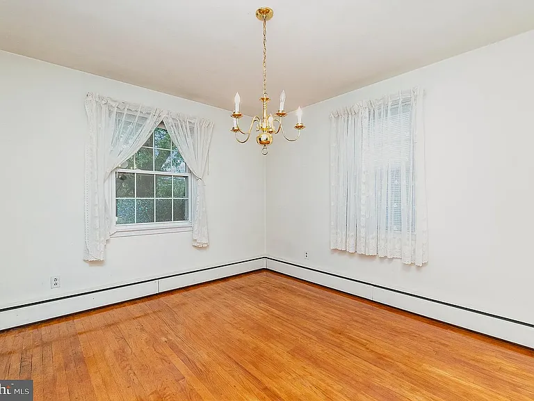 4254 Chapel Rd — Photo 9