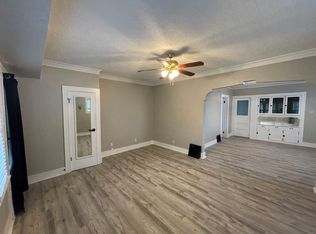 2960 N 6th St #2962, Milwaukee, WI 53212