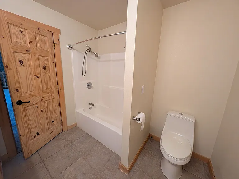81 Moose Jaw Ln — Photo 36