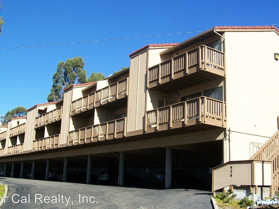 1st image of 920 Fletcher Ln APT 205