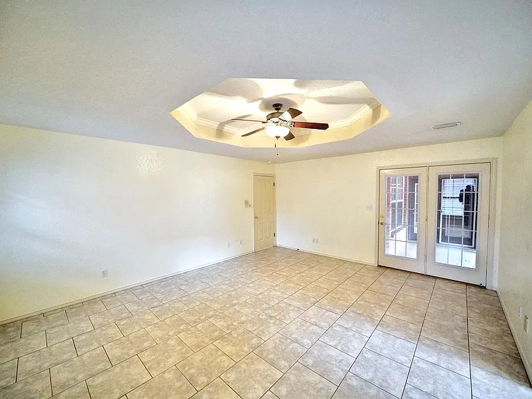 1508 Mount Laurel — Photo 28