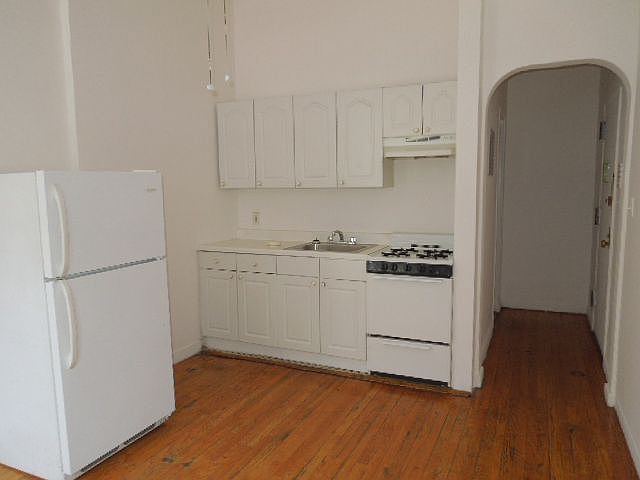 1st image of 469 Saint Johns Pl APT 2A