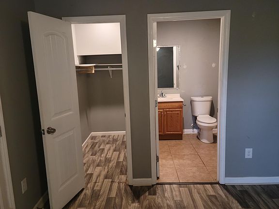 4th image of 120 Gardenia Ln #1