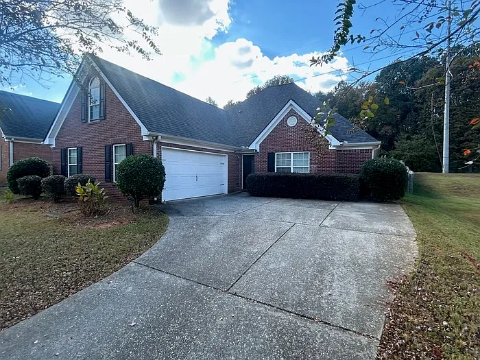 4092 Village Crossing Cir