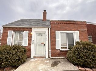 15260 Eastburn St, Detroit, MI 48205