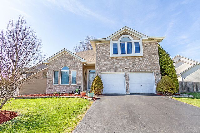 1st image of 316 Windsor Dr