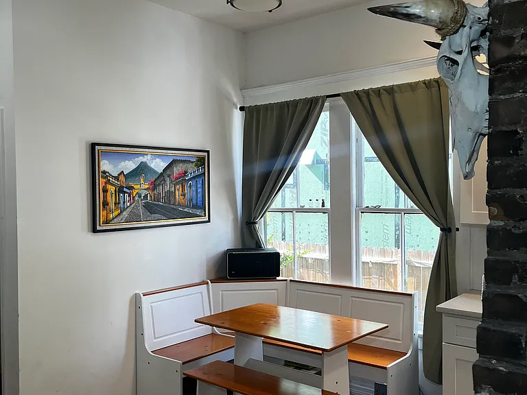 1407 Walnut St — Photo 14