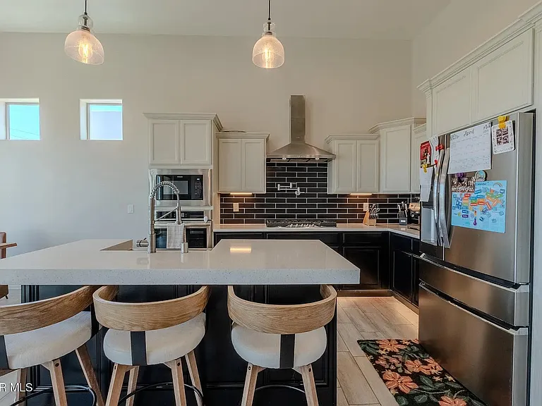 13364 Emerald Glass Dr — Photo 19