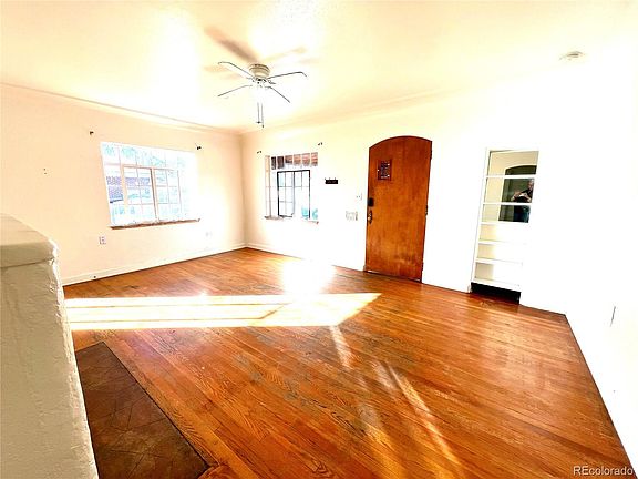4th image of 320 S Dale Court