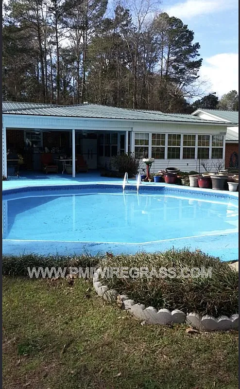 3 bed, 2.0 bath, 1800 sqft, $1,640 — Photo 3