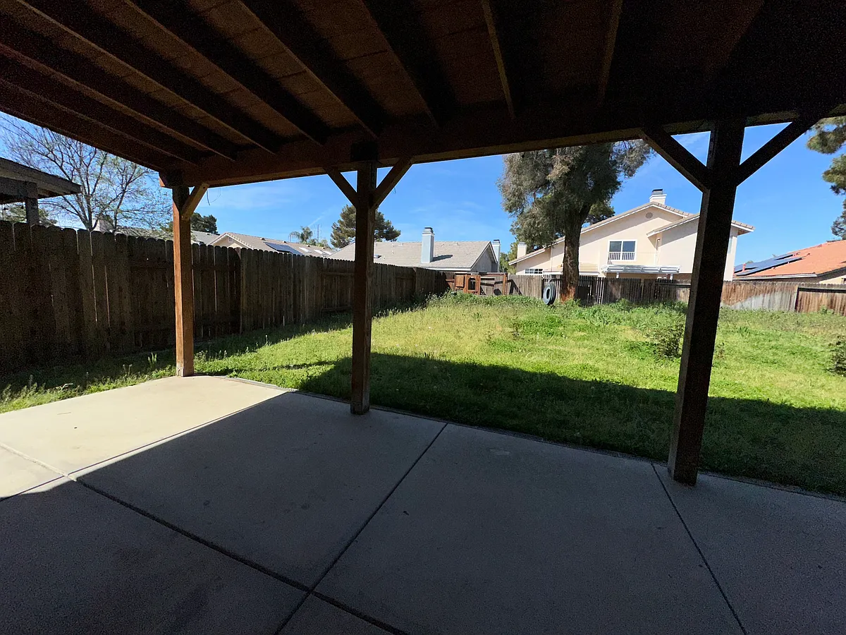 Building Photo - 11202 Vista Ridge Dr