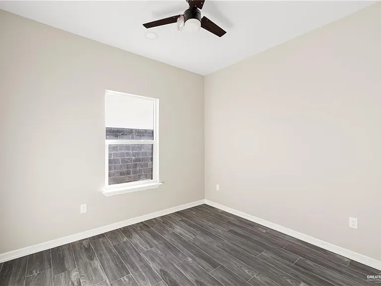 5701 Notre Dame Ave #4 — Photo 6