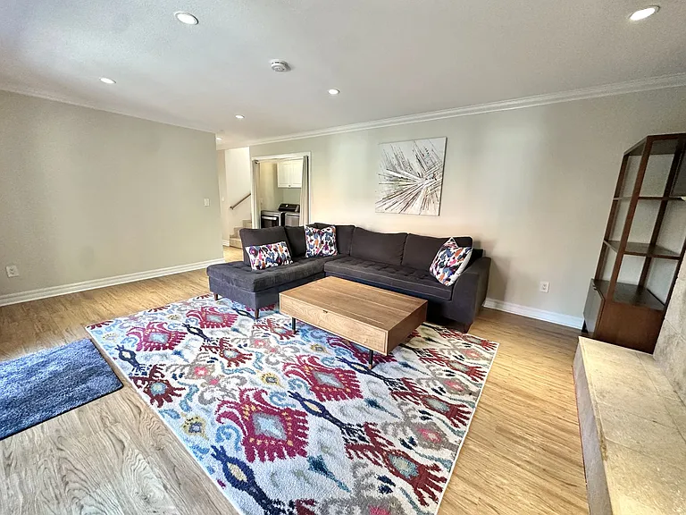 192 Prospect Dr — Photo 36