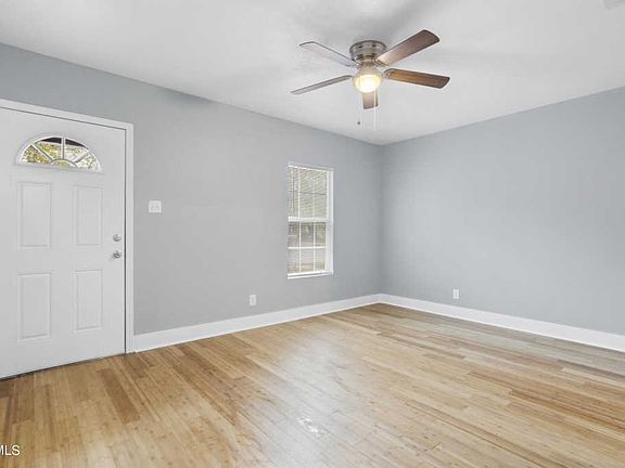 3rd image of 2224 22nd Ave