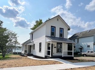 619 N 3rd St, Dennison, OH 44621