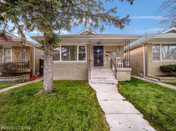 12340 S Racine Ave, Calumet Park, IL 60827
