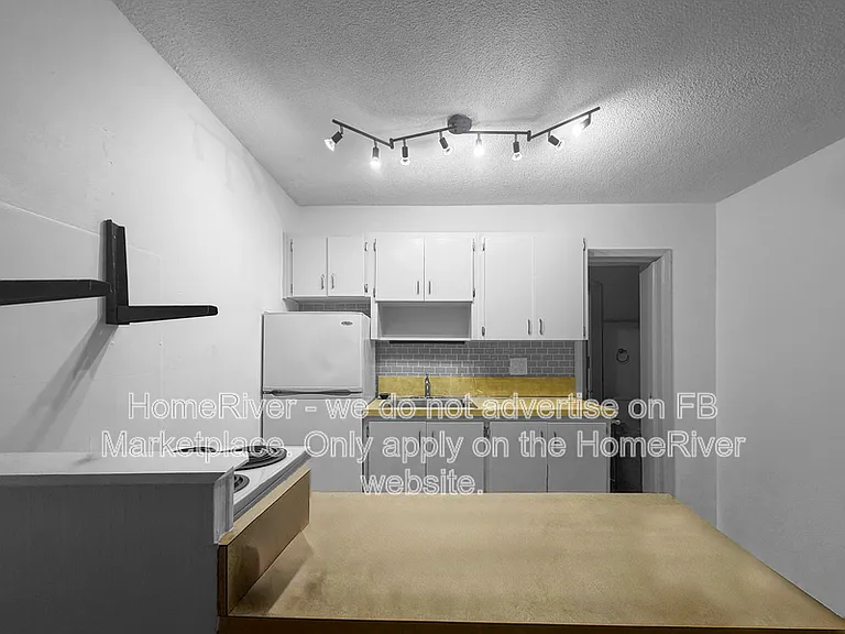 3441 NE 16th Ave #C — Photo 5