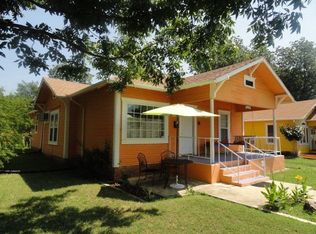 626 W 9th St, Ada, OK 74820