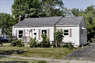 1st image of 250 Meachem Ave