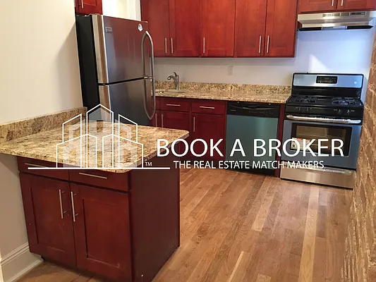 Rented by Book A Broker | media 11