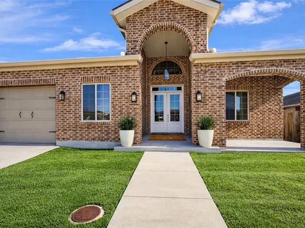 5611 Rickert Dr, New Orleans, LA 70126