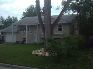 1109 S Garfield St, Junction City, KS 66441