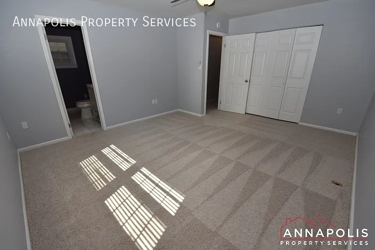 364 Ellenham Ct — Photo 14