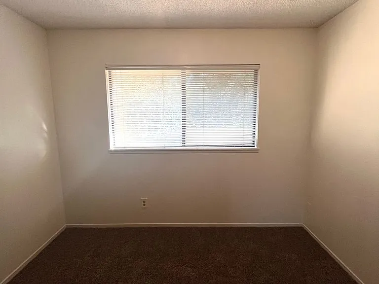1001 Mohawk St #13 — Photo 10