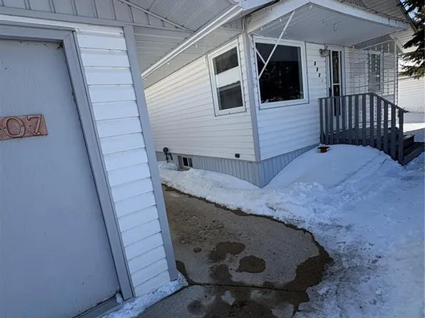 207 Third AVENUE W, Kelvington, SK S0A 1W0